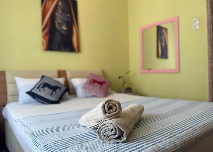 Daire Kaleici Seaside Magnificent Location With Separate Kitchen Antalya