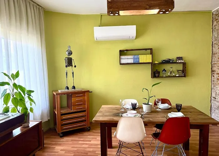 Kaleici Seaside Magnificent Location With Separate Kitchen