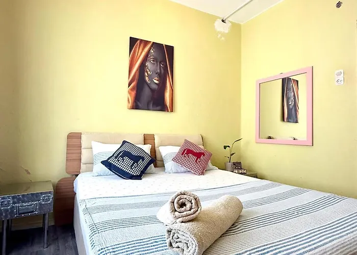 Kaleici Seaside Magnificent Location With Separate Kitchen *