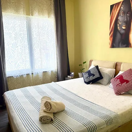 Kaleici Seaside Magnificent Location With Separate Kitchen *